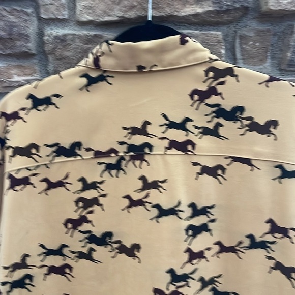 Sag Harbor tan button down shirt with brown and black horses. Size 16 - Picture 9 of 12